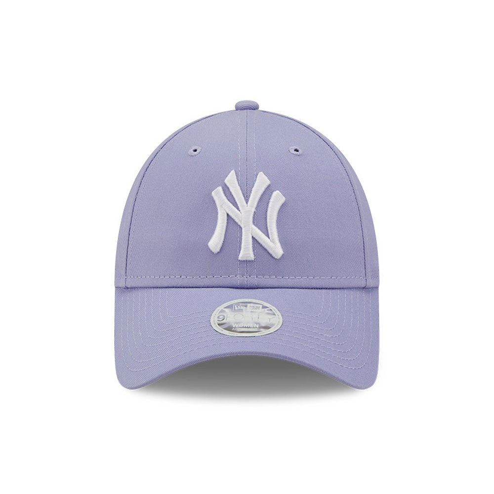 Womens League Essential 9Forty New York Yankees Cap