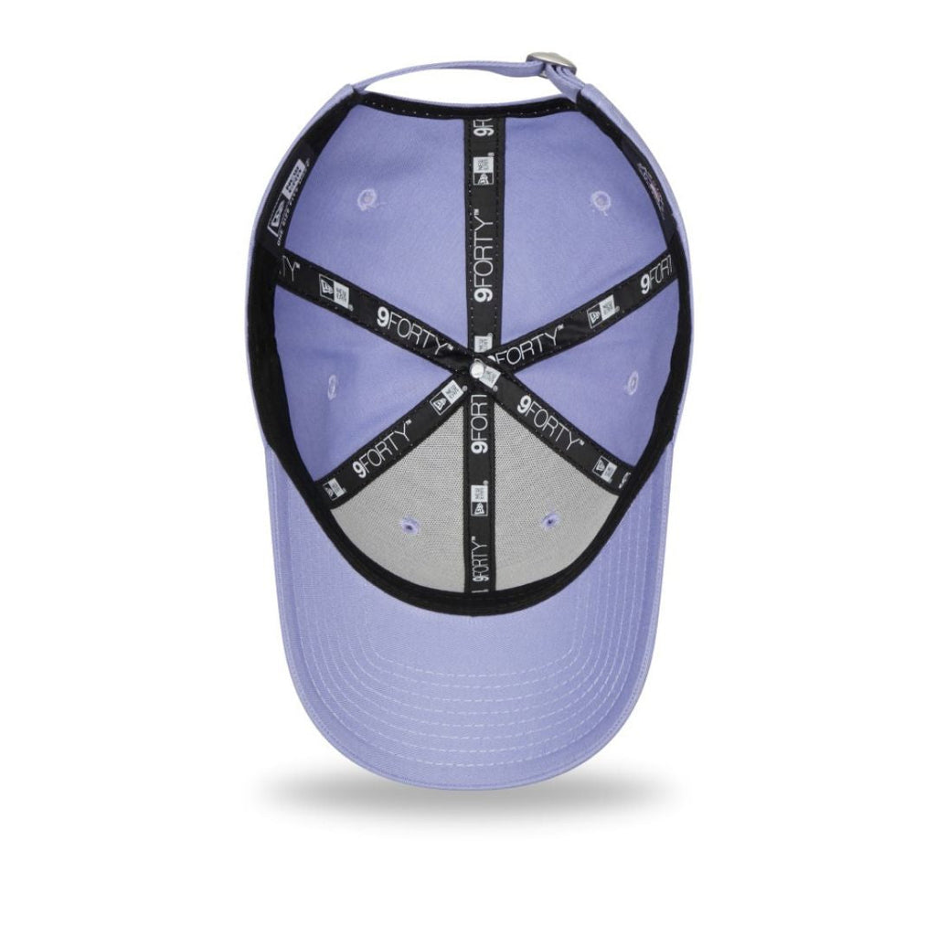 Womens League Essential 9Forty New York Yankees Cap