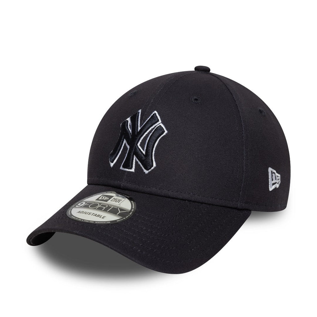 Outline 9Forty New York Yankees Cap