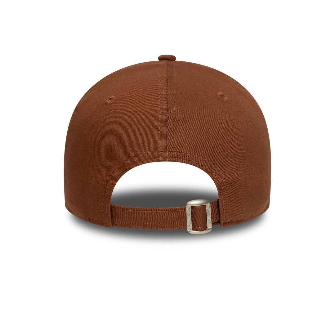 Team Outline 9Forty Los Angeles Lakers Cap