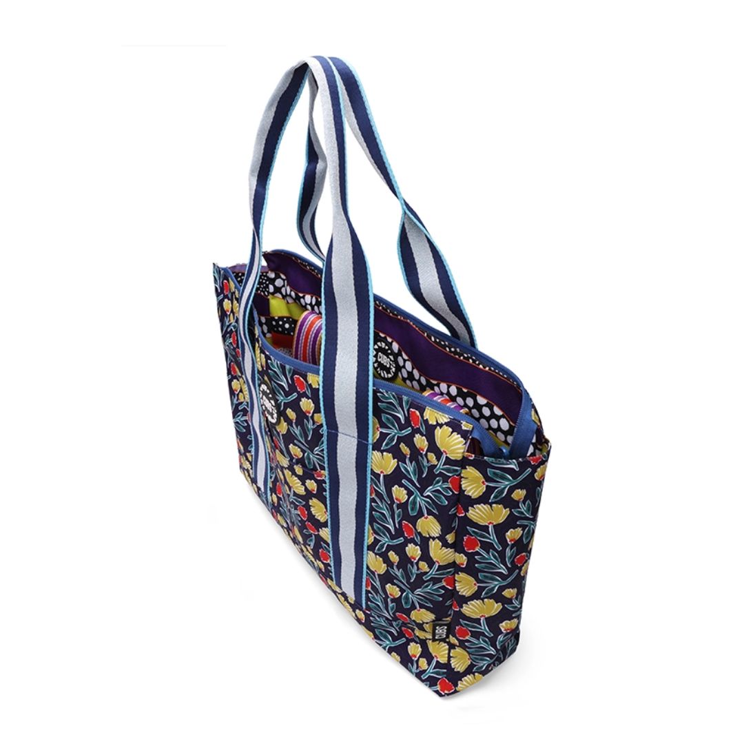 Waves and Gardens Double Face Tote Bag 19 L