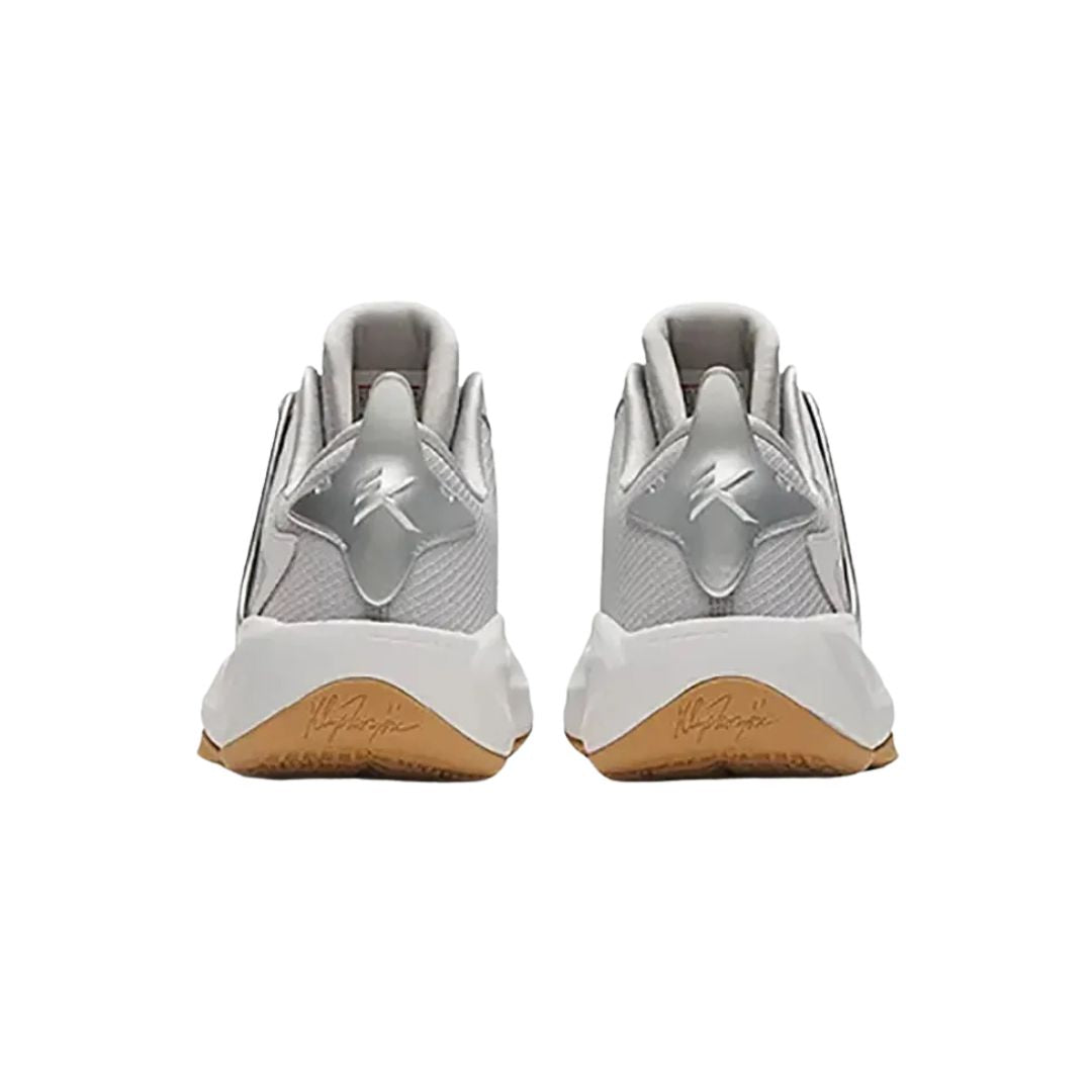 Light Cavalry 8.0 Men's Basketball Shoes