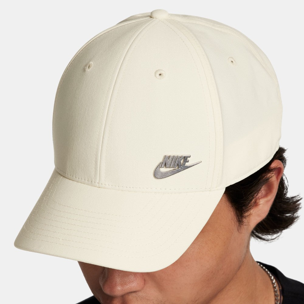 Dri-FIT Club Structured Metal Logo Cap