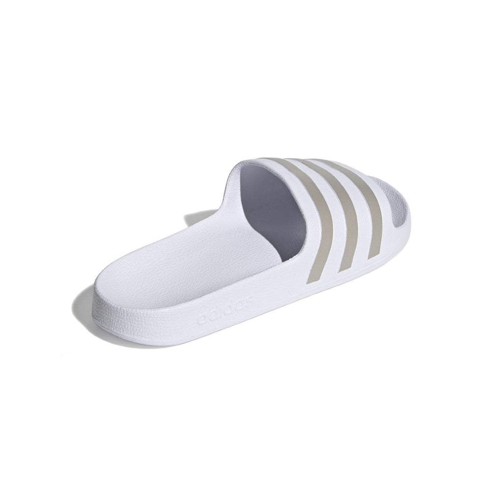 Adilette Aqua Slides