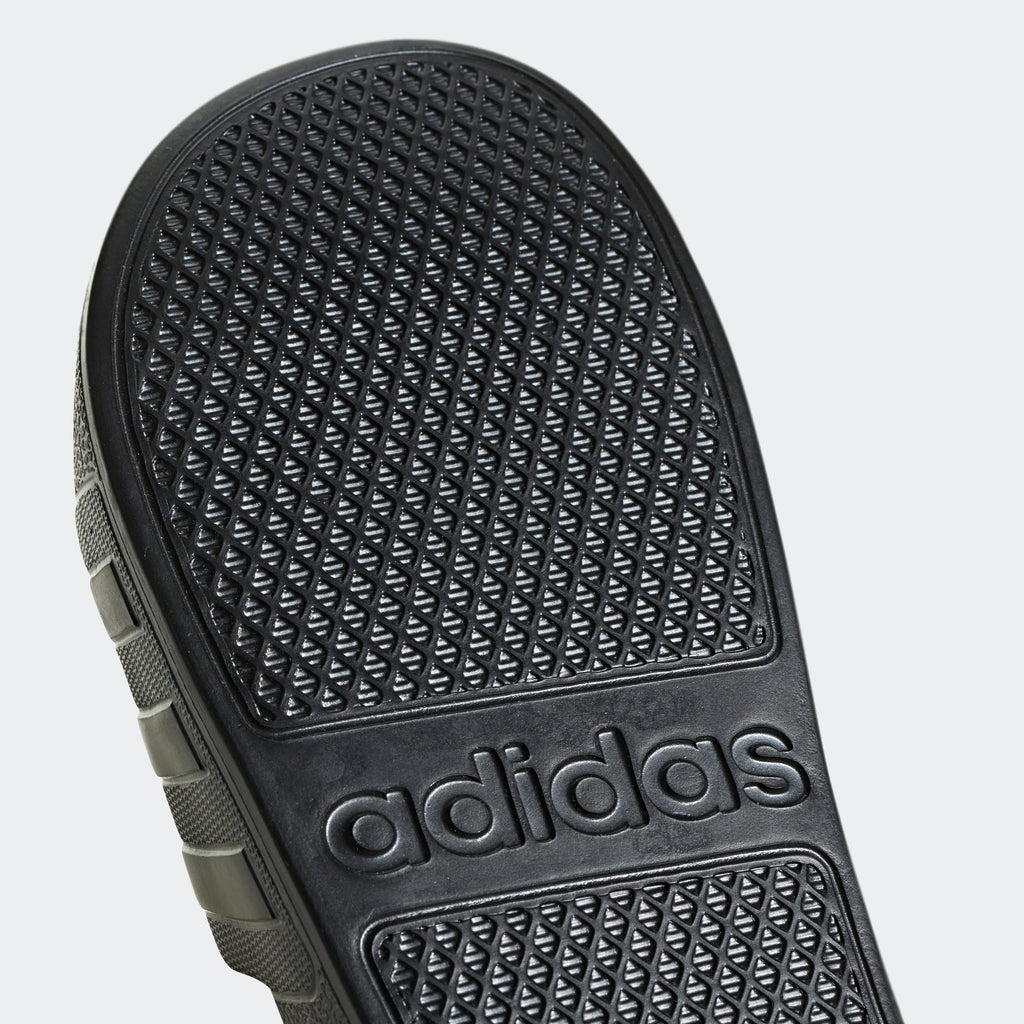 Adilette Aqua Slides