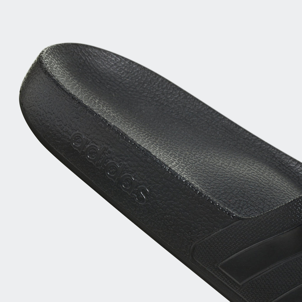 Adilette Aqua Slides