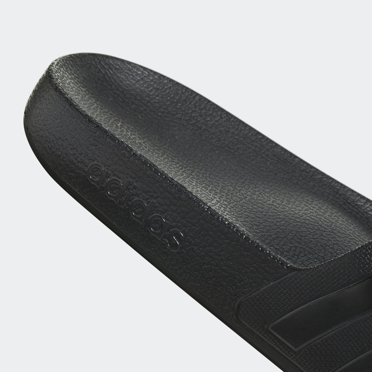 Adilette Aqua Slides