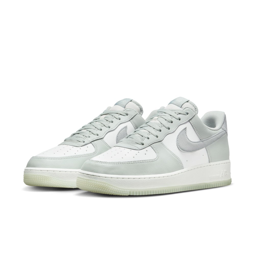Air Force 1 '07 LV8 Lifestyle Shoes
