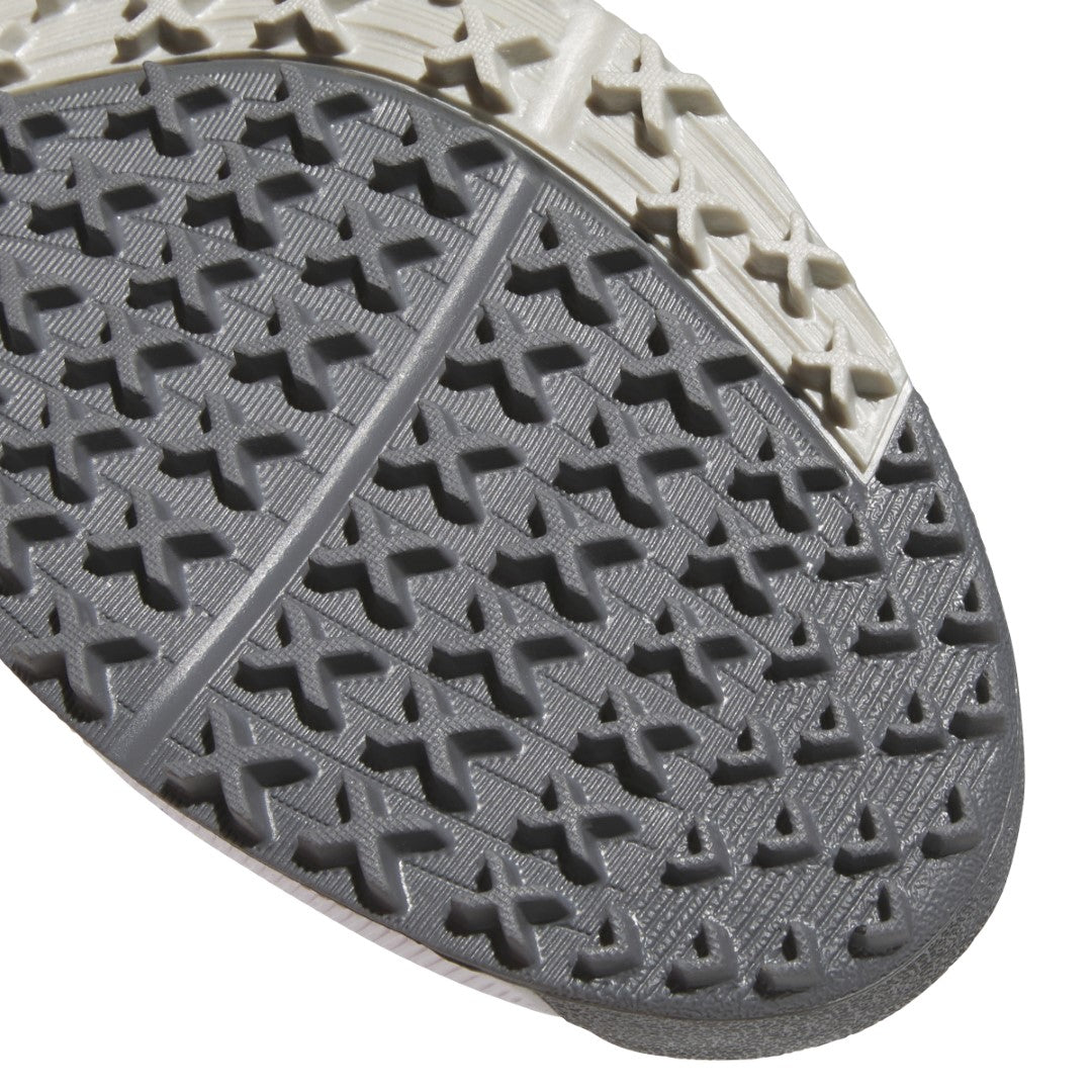 Traxion Response Spikeless Shoes