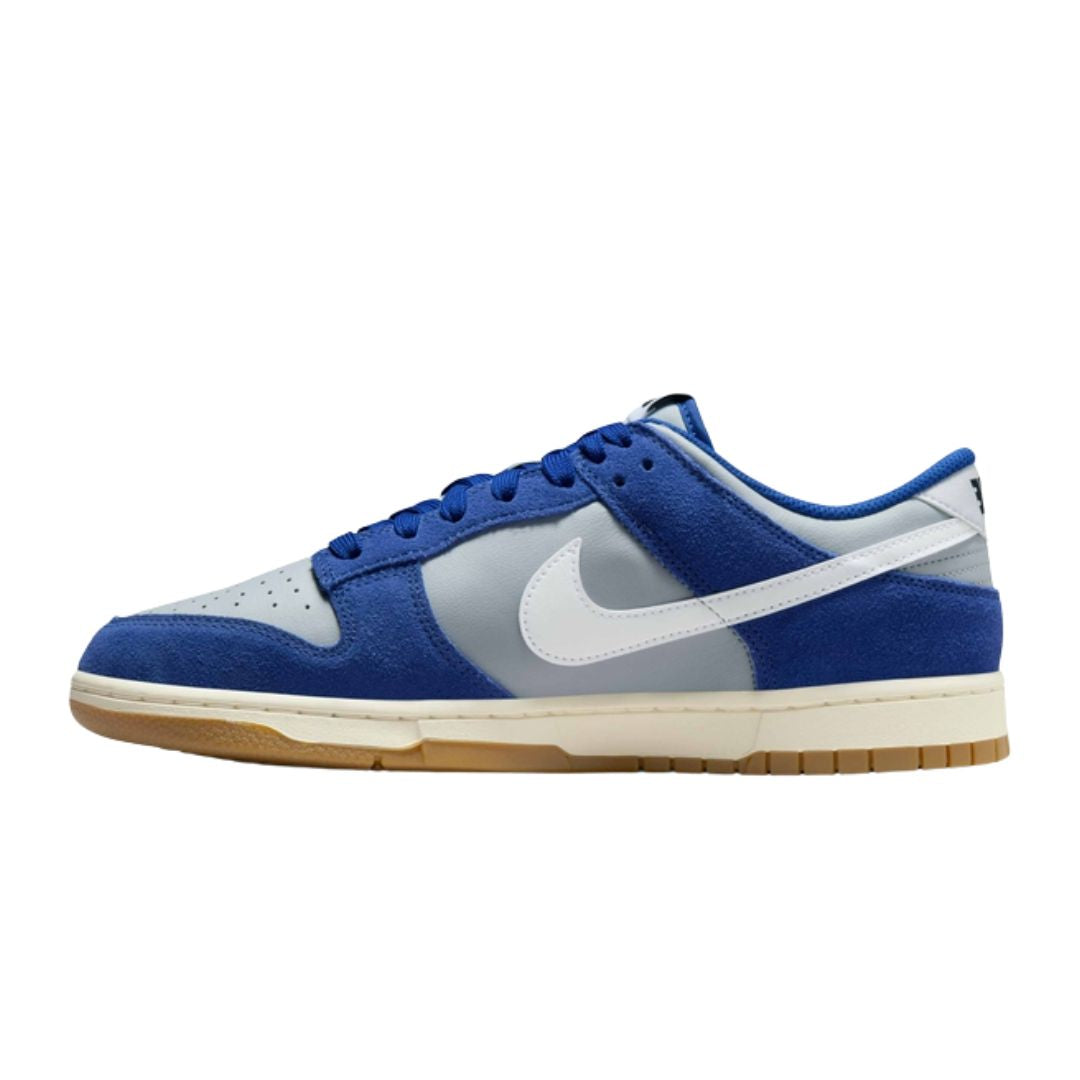 Dunk Low Retro SE Shoes