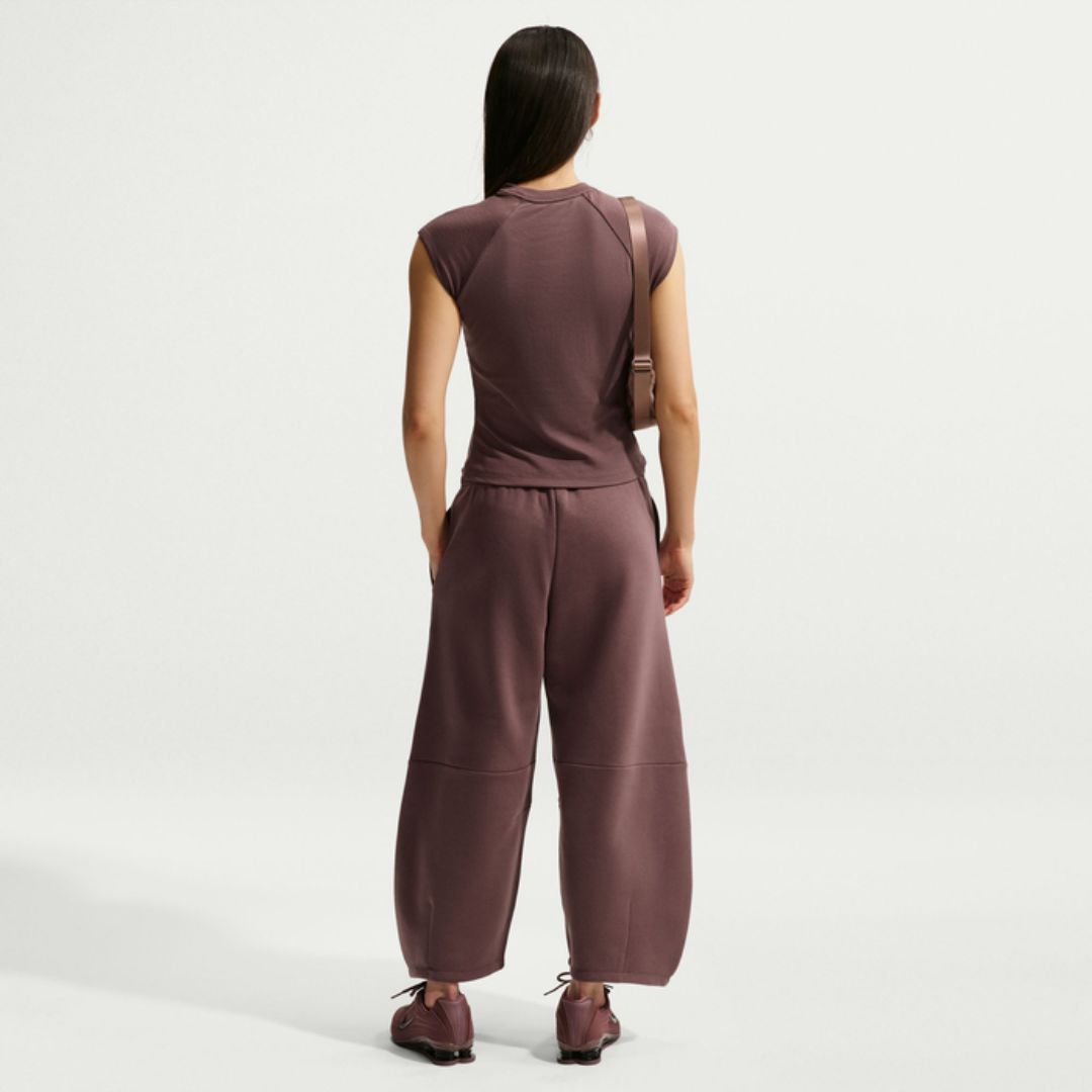 Sportswear Chill Knit Slim Short-Sleeve Ribbed Top