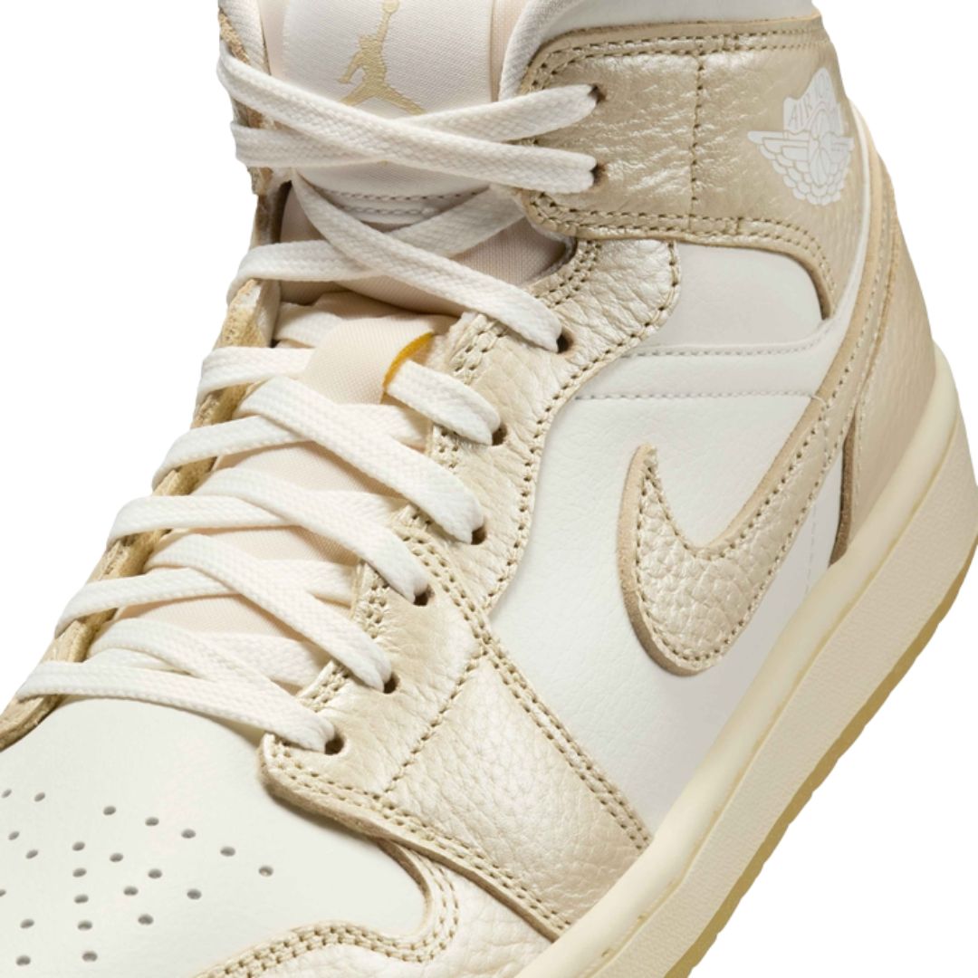 1 Mid SE Shoes