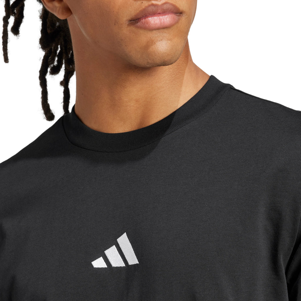 Essentials Small Logo Single Jersey T-Shirt