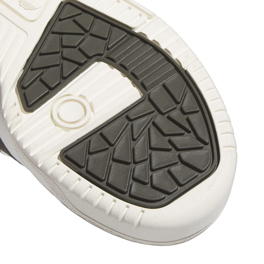 Rivalry Low Shoes