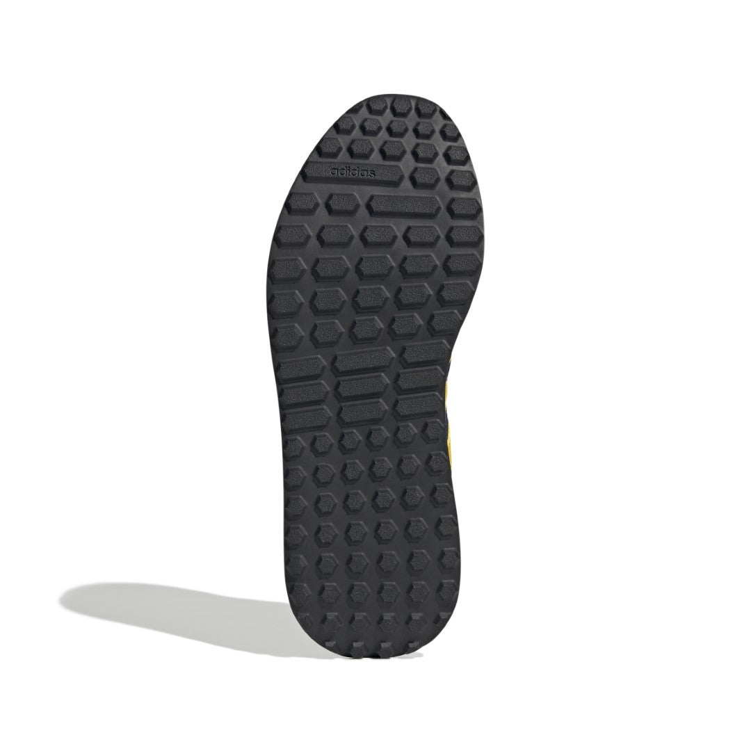 Run 84 Shoes
