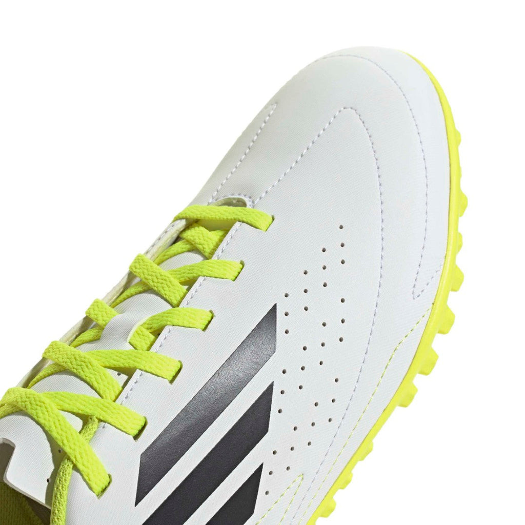 Deportivo III Turf Shoes