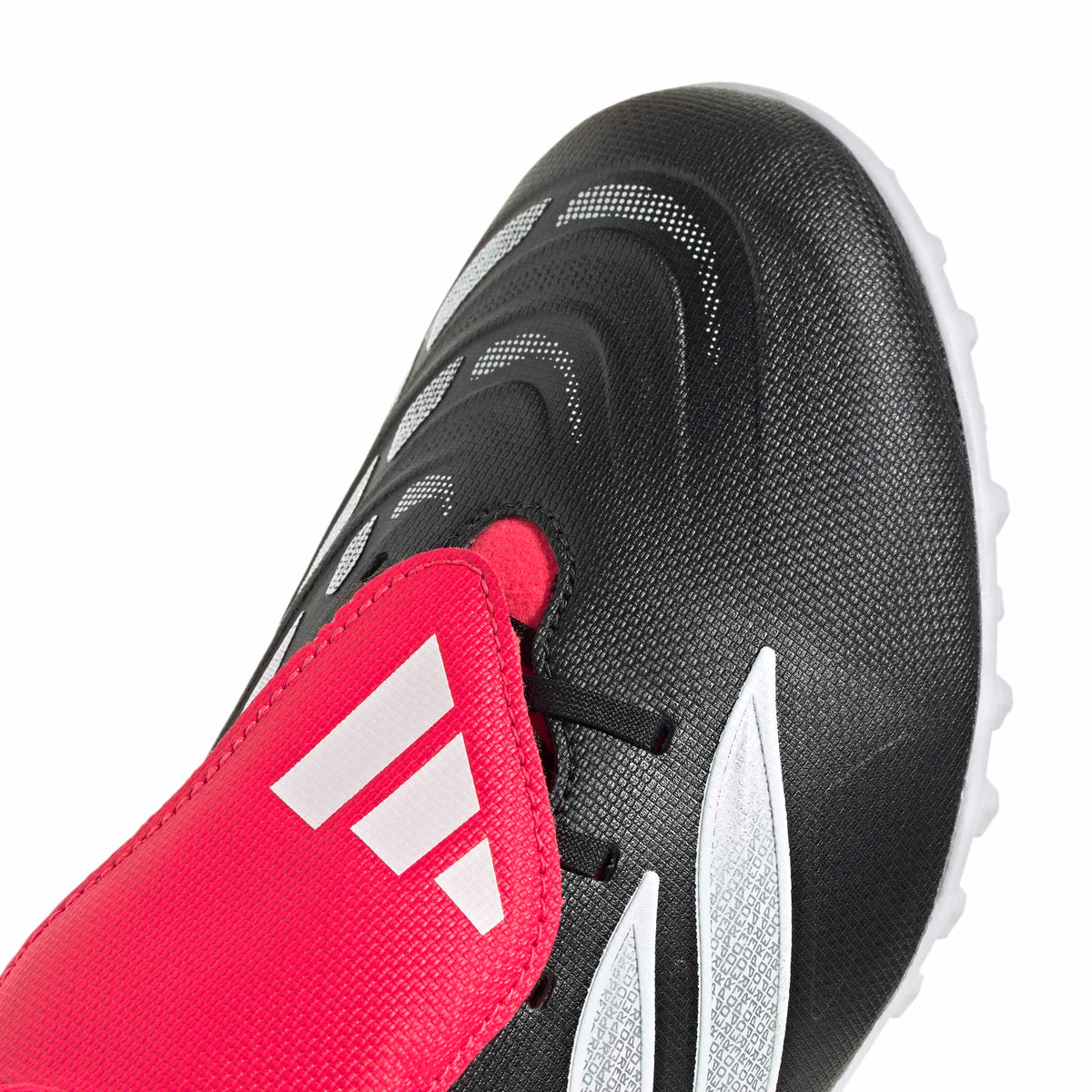Predator Club Fold-Over Tongue Turf Shoes