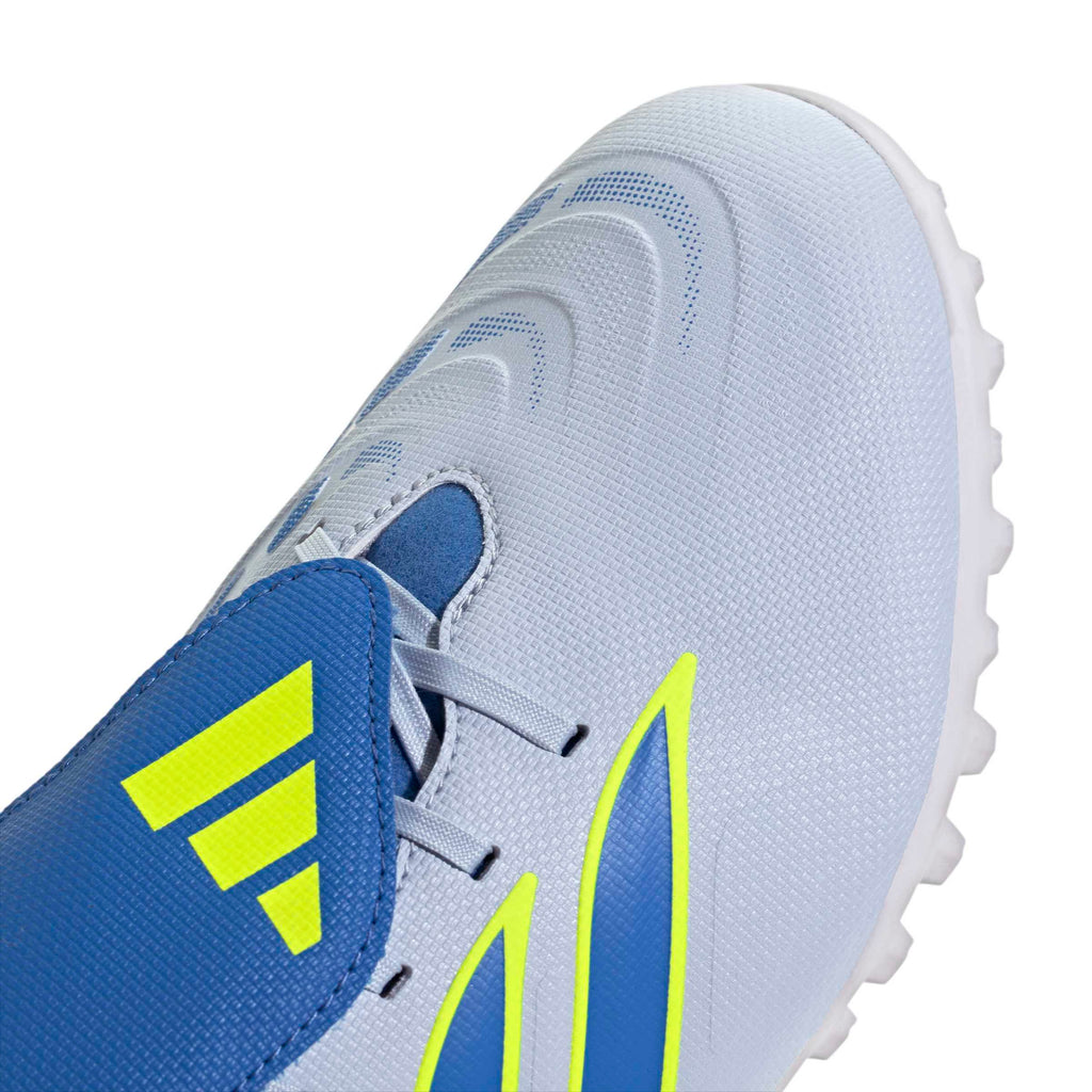 Predator Club Fold-Over Tongue Turf Shoes