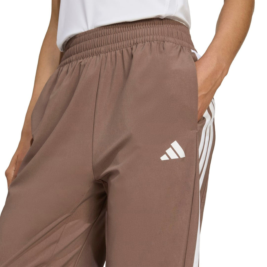 Train Essentials 3-Stripes Woven Joggers