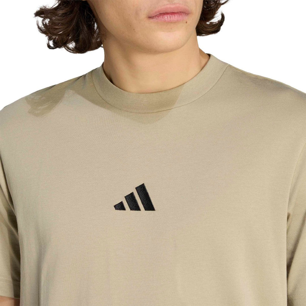 Essentials Small Logo Single Jersey T-Shirt