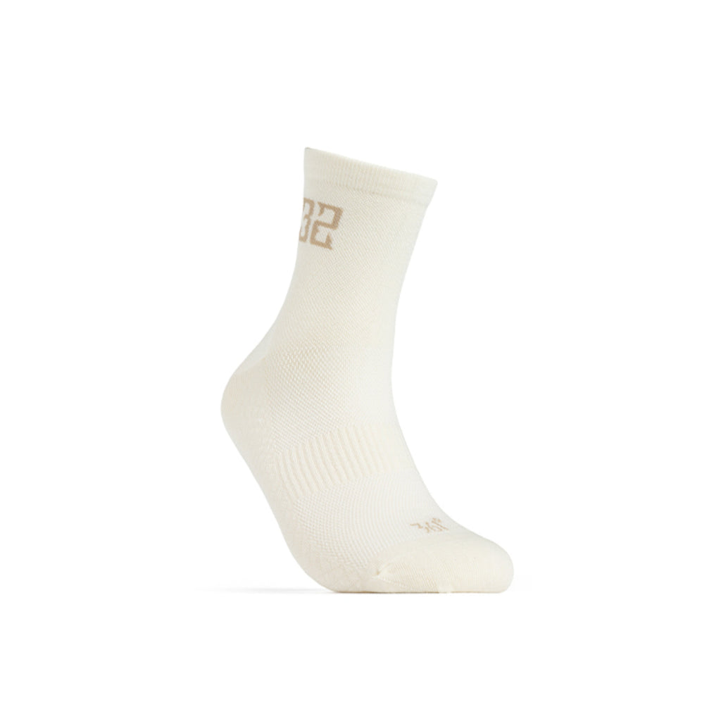 32 Crew Socks