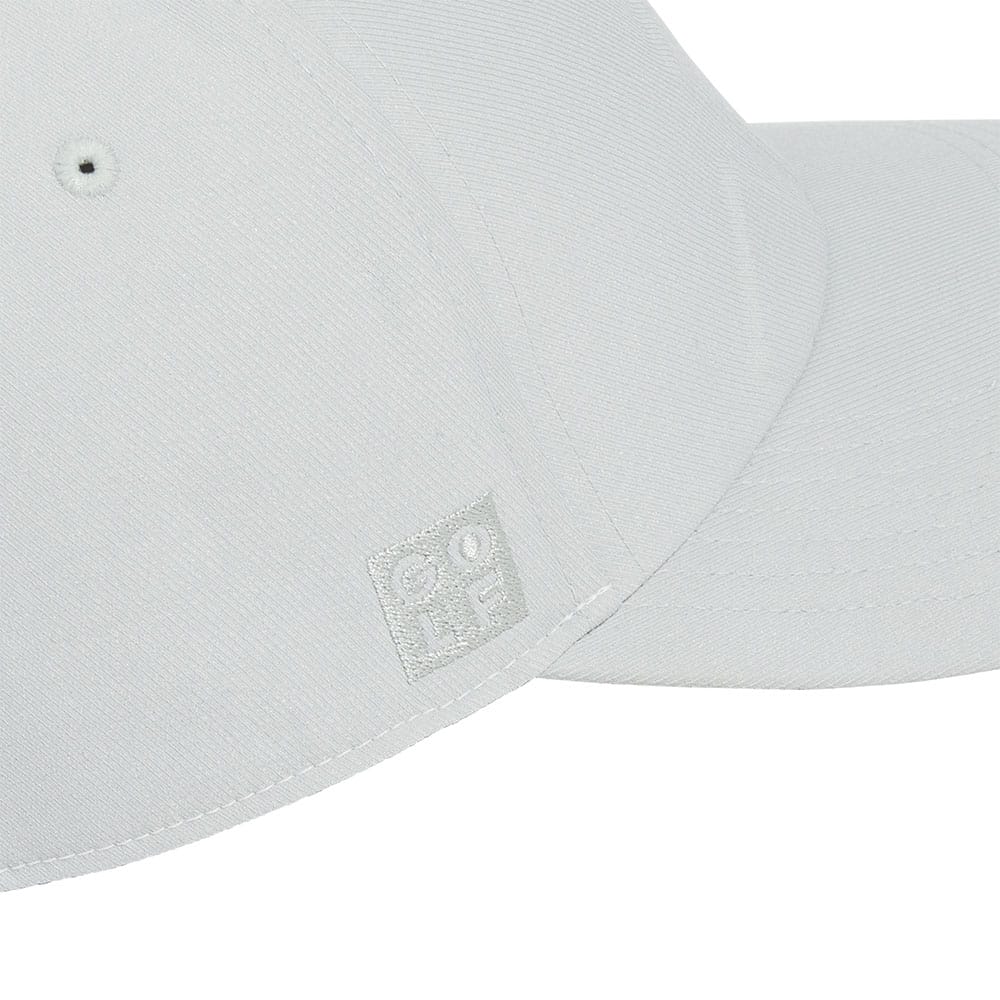 adidas Twist Woven Waterproof Cap - Wonder Silver