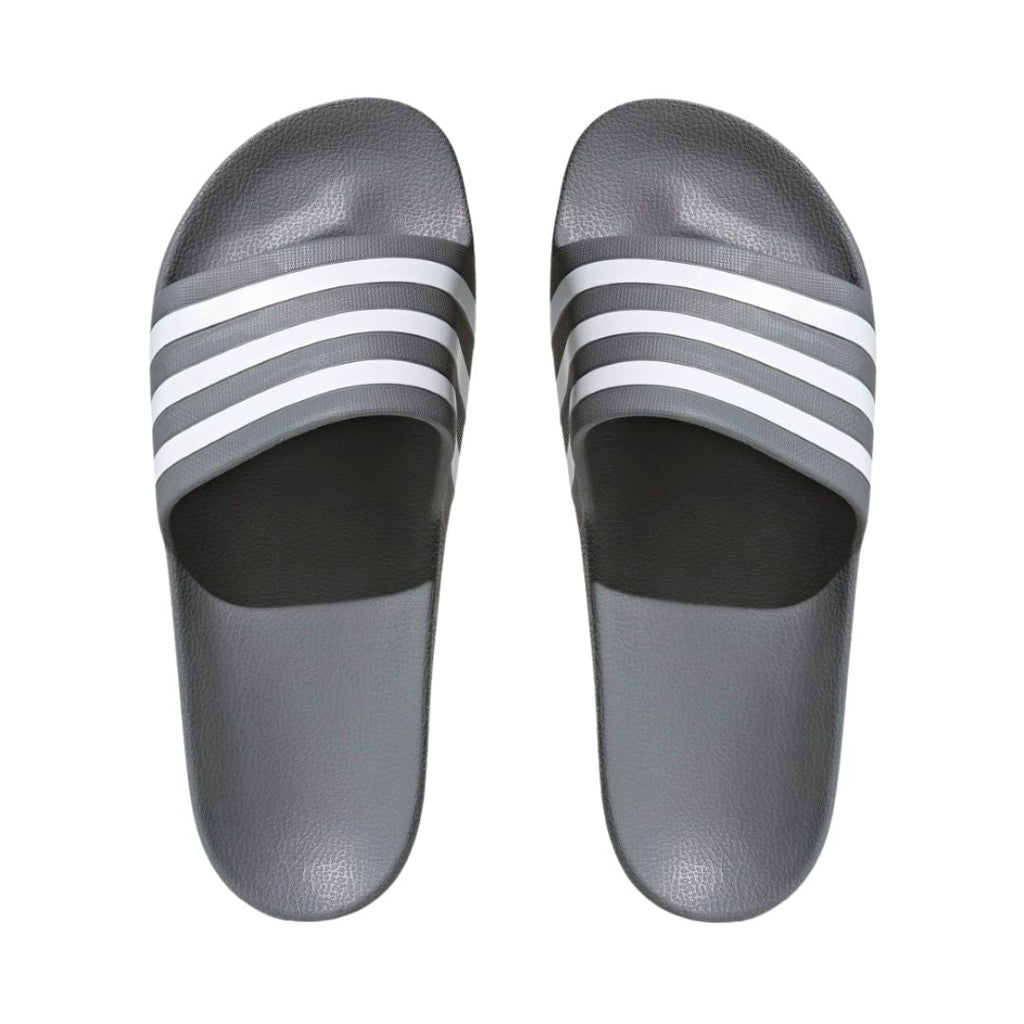 Adilette Aqua Slides