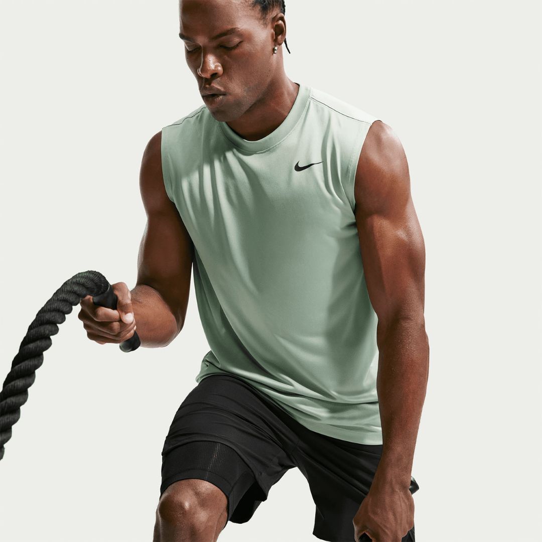 Dri-FIT Legend Sleeveless Fitness Top