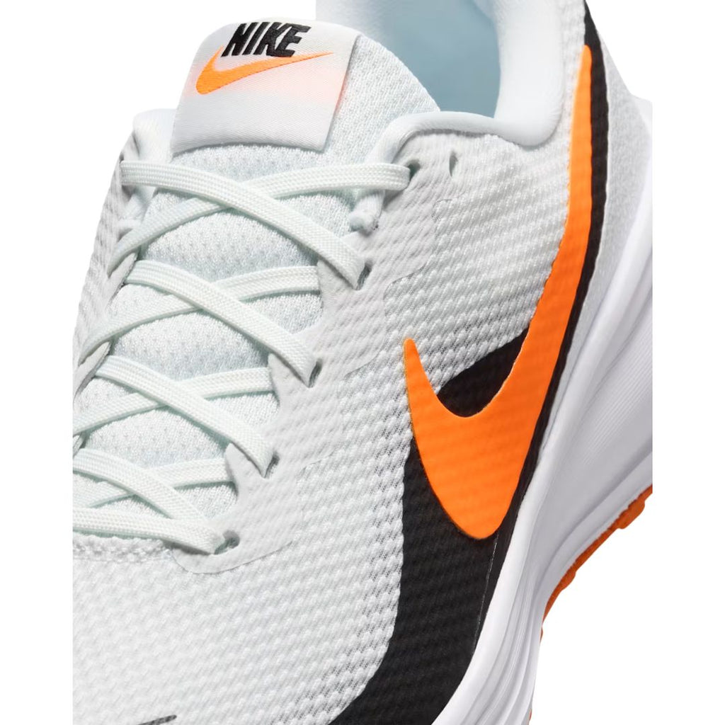 Revolution 8 Road Shoes
