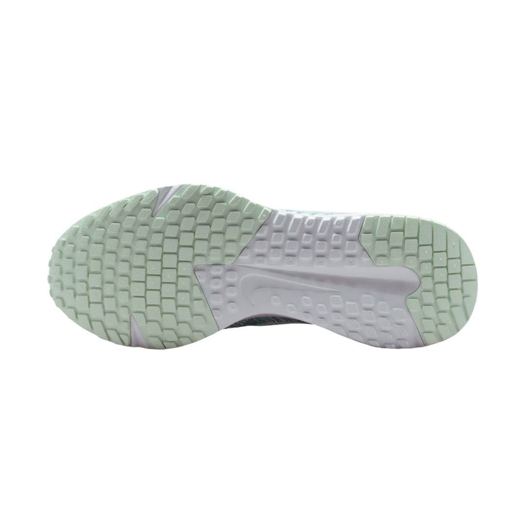 Run Defy Road Shoes