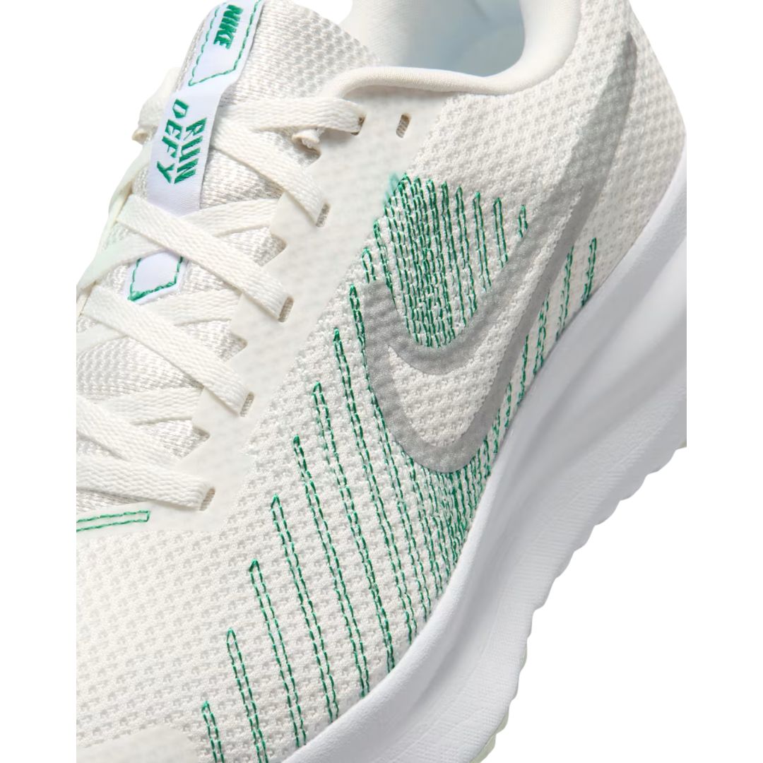 Run Defy Road Shoes
