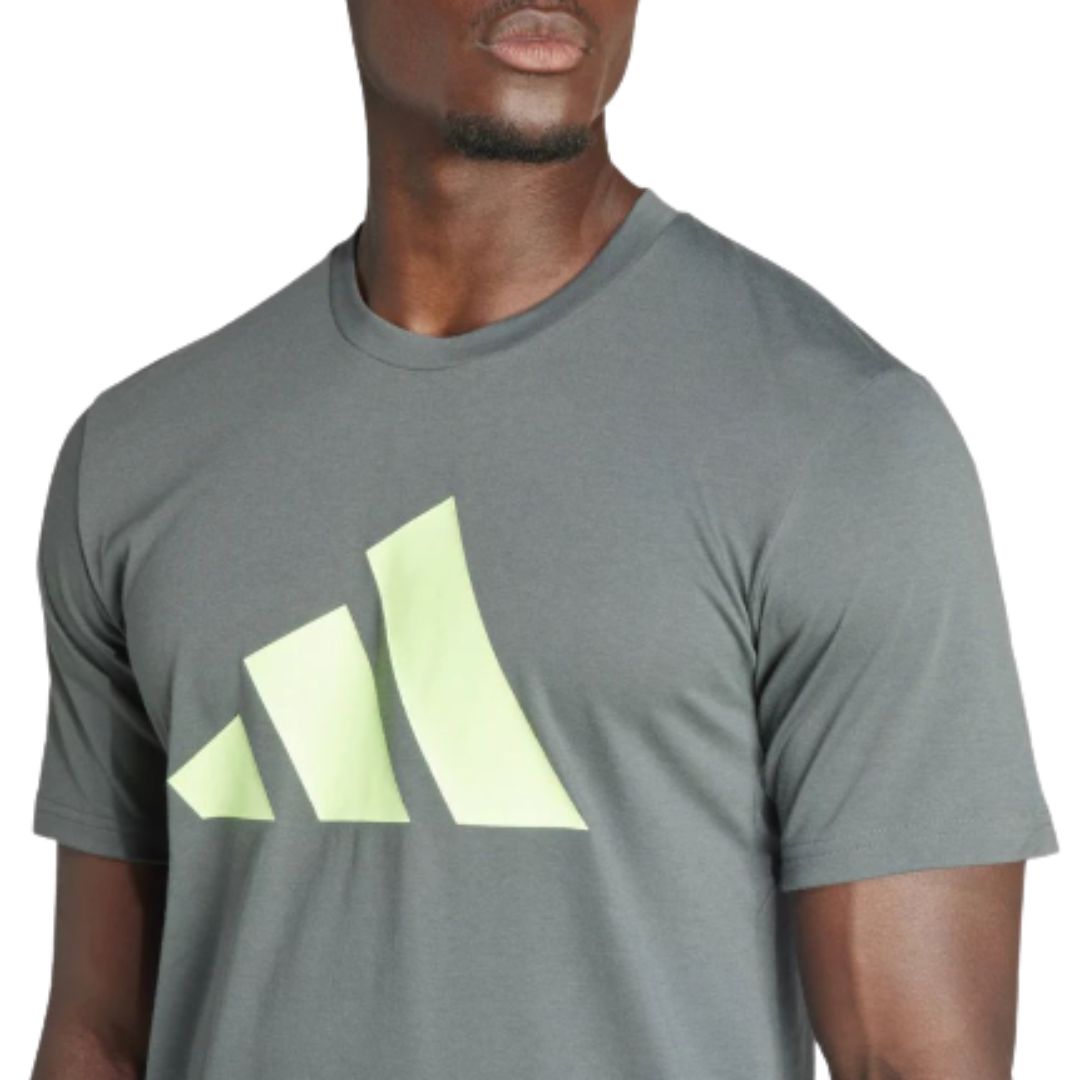 Train Essentials Feelready Logo Training T-Shirt