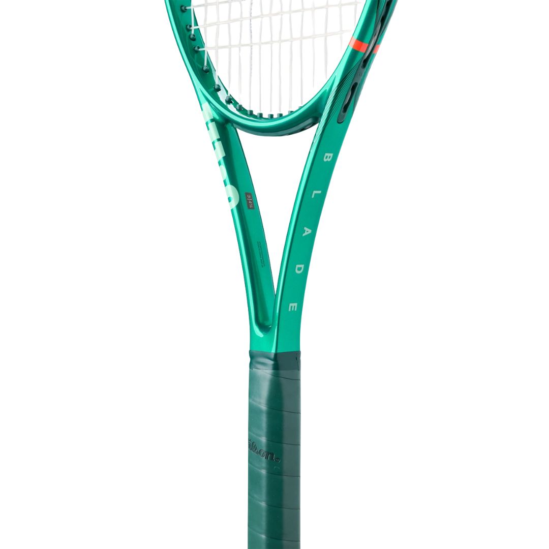 Blade 100UL V10 Tennis Racket